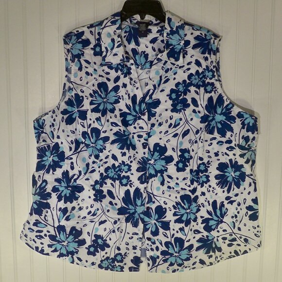 Basic Editions, Blue Floral Sleeveless Button Up Shirt, 3X - Picture 2 of 4
